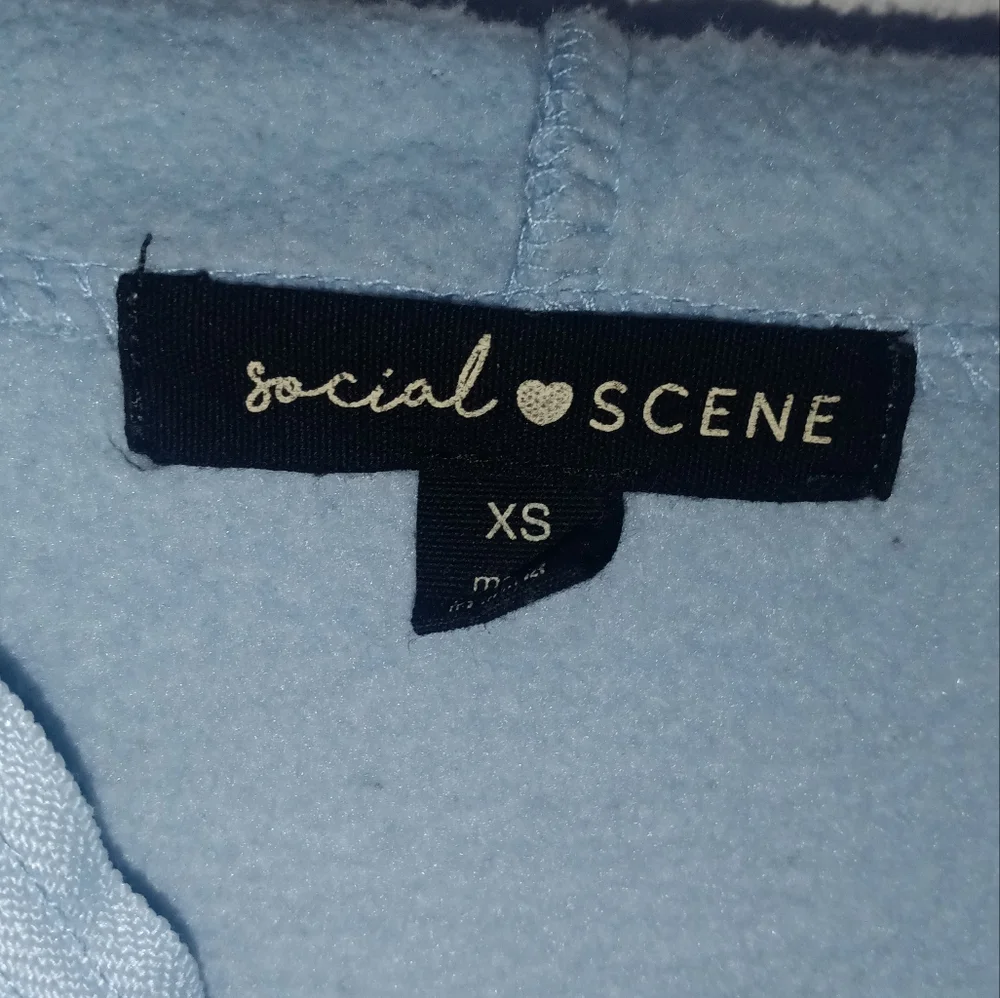 Blue jacket - Picture 2 of 2